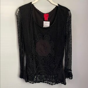 New Very Vera Black Crochet Knit Pullover Sweater Size Large
